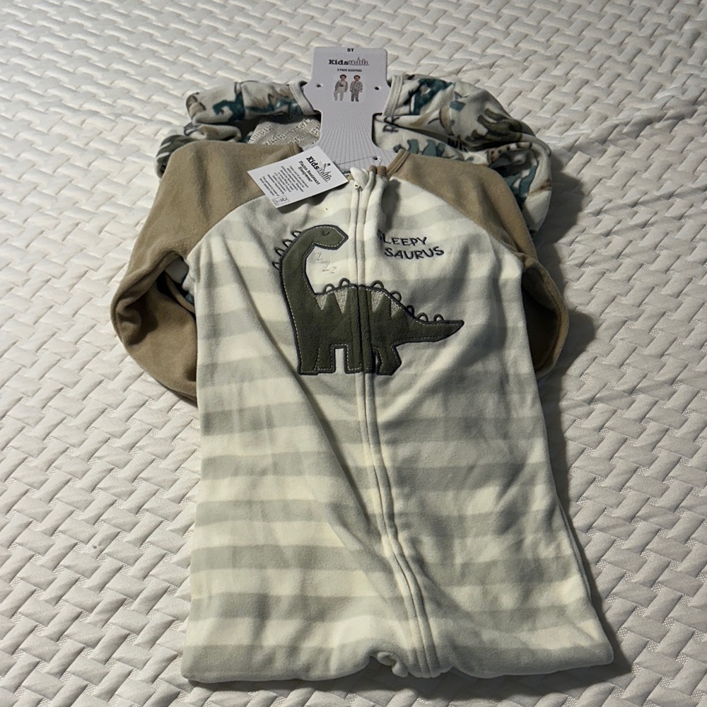 Sleepy Saurus Toddler Footie pajama with Dinosaur Design size 5T